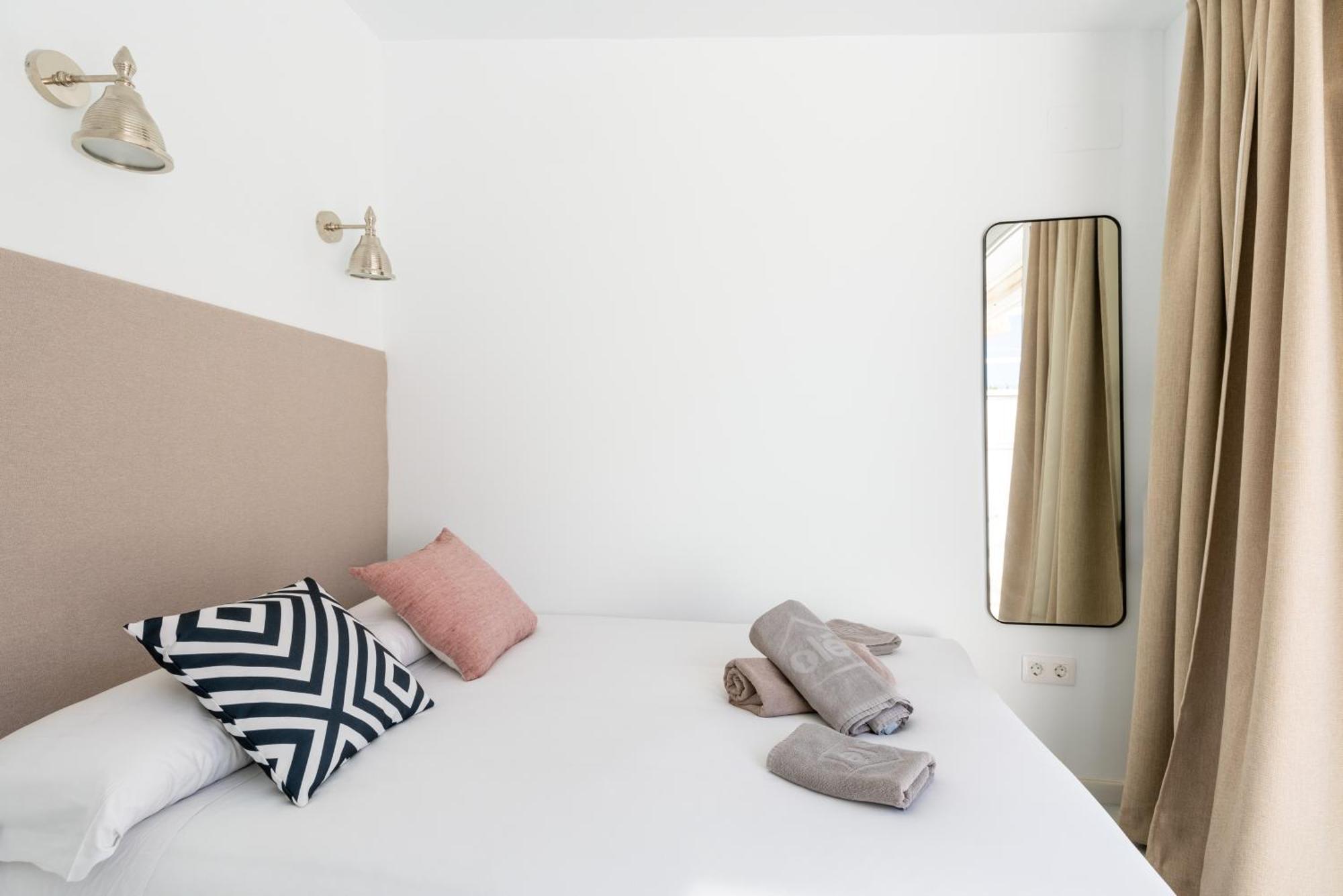 Duplex Con Terraza Junto A La Catedral Apartament Sewilla